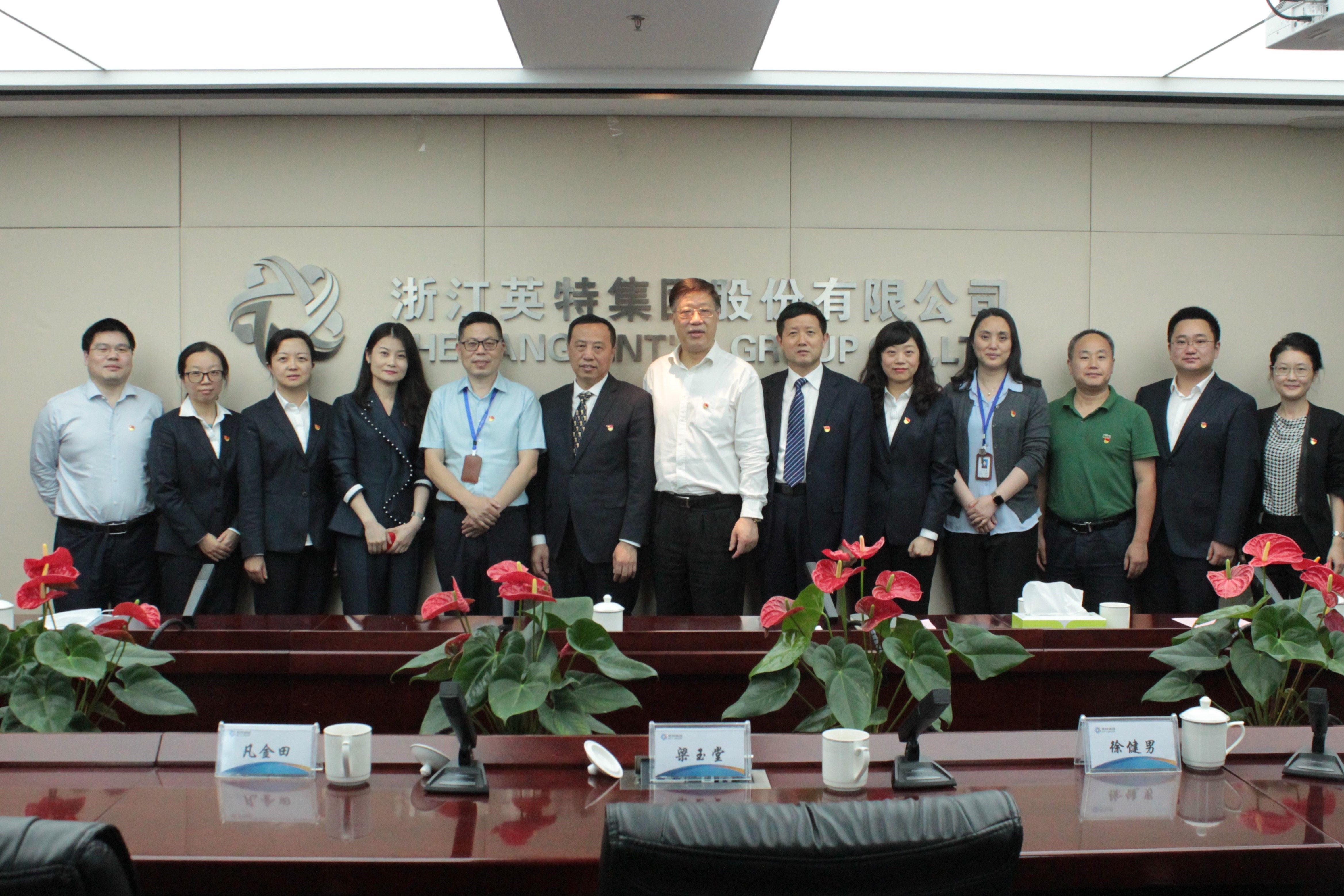 1591845967909723fcQU.jpg 1591845967909723fcQU.jpg